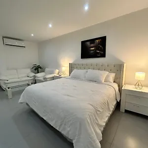 Cantares Adults Only Homestay